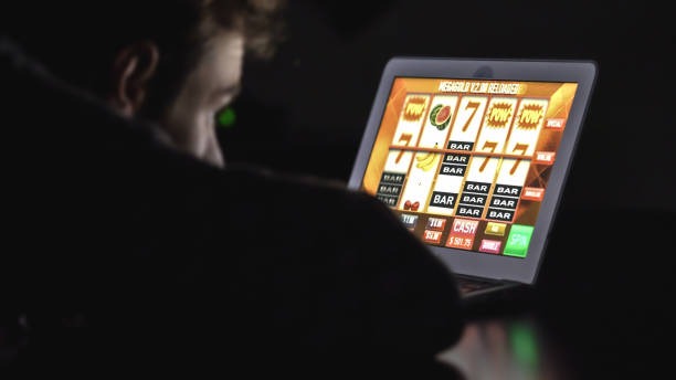 jojo899 What Sets Neon City Slots Apart